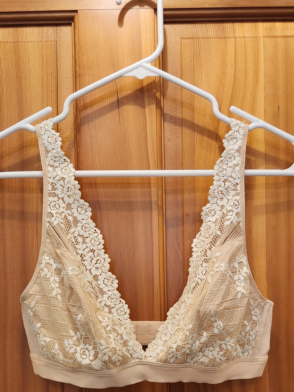 Wacoal Beige Floral Lace Bralette